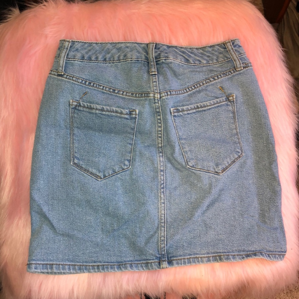 •Denim Mini• - Picture 2 of 3